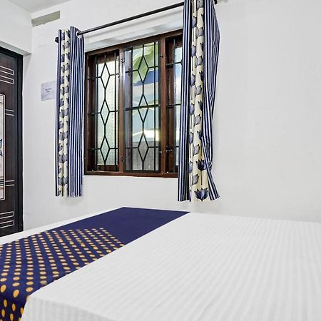 Spot On Blissful Villa Kochi Exterior photo